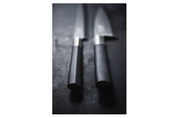 Нож для нарезки KAI Васаби 23 см, сталь, ручка пластик