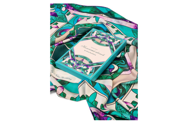 Платок сувенирный Русские в моде Каменный цветок 90х90 см, шелк, ручная подшивка