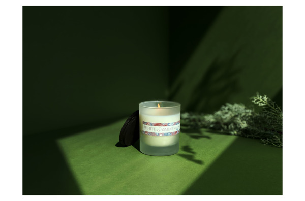 Свеча ароматическая Ambientair Enchanted Forest Белый жасмин 40 ч