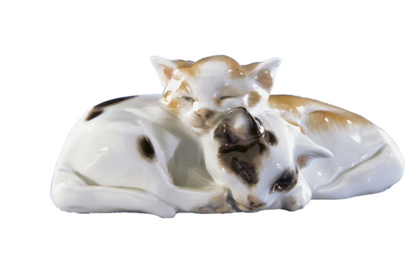 Фигурка Meissen Лежащие кошки 4,5 см, Эрих Хезель,1917г, фарфор