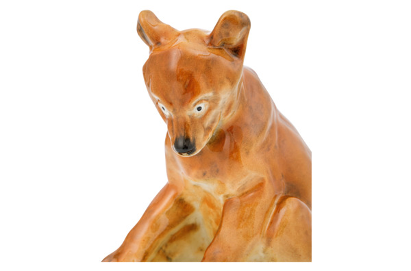 Скульптуpа Goebel Медвежонок 15х9х12 см, фарфор твердый