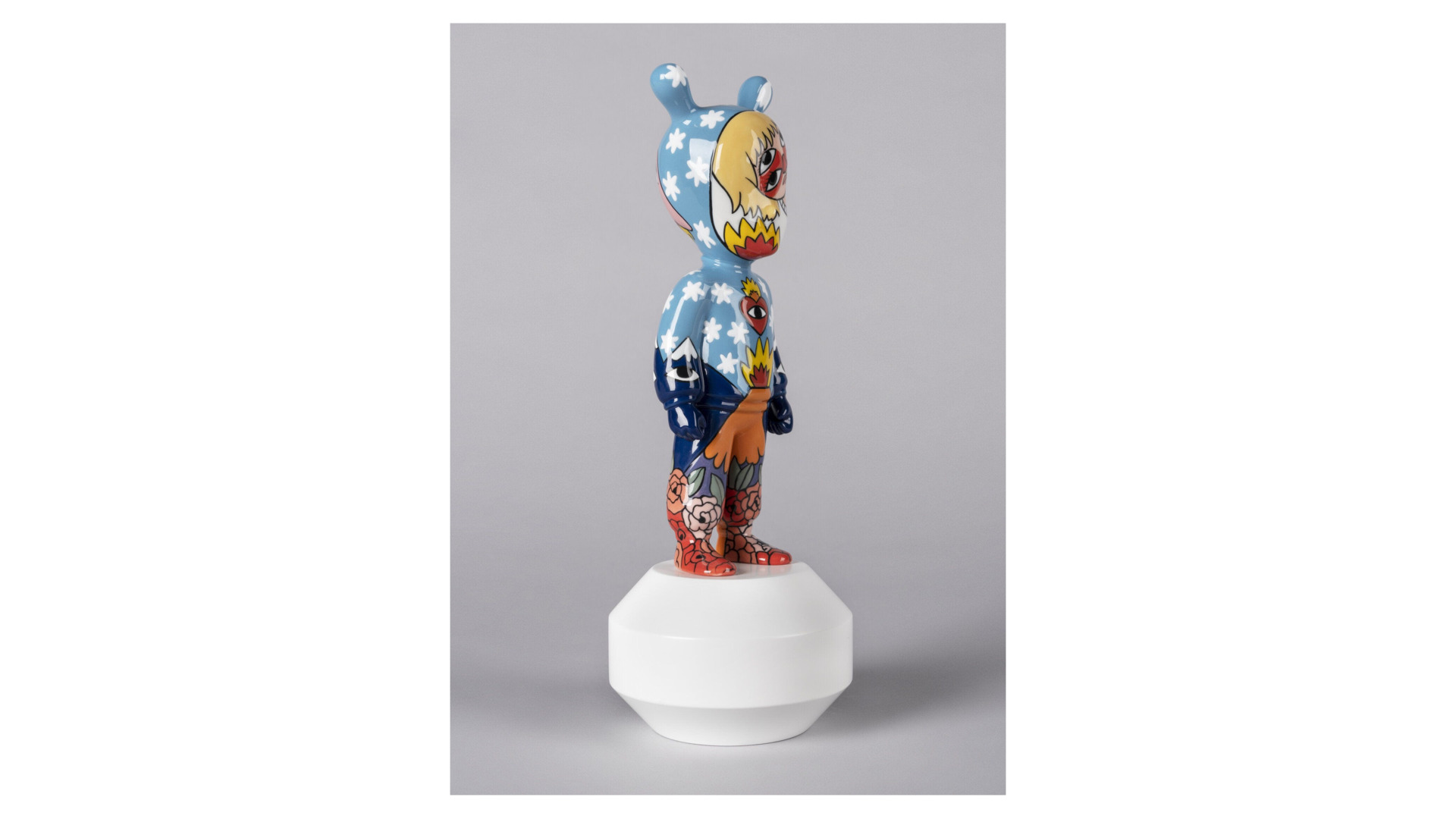 Фигурка Lladro Гость от Ricardo Cavolo, малый 11х30 см, фарфор